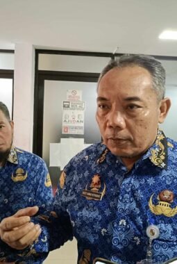 Kabel Semrawut Kerap Makan Korban, Pemko Pekanbaru dan APJATEL Mulai Aksi Perapian Tiga Ruas Jalan