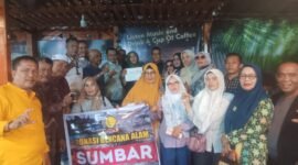 Ketua KBRC Propinsi Riau
Datuak Sinaro Panjang Buyung Achmad SH.MH bersama Ketua Ketua KBRC Siak Pekanbaru InHu Dumai Bengkalis 
Rapat koordinasi penyaluran bantuan bencana Galodo