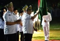 Ketua Umum Ikatan Pemuda Pekanbaru Muflihun STP.MAP menerima bendera PATAKA IPP di dampingi seluruh Pengurus masa bakti 2026-2030