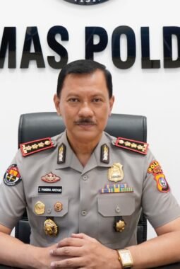 Kapolda Copot Kabid Humas Polda Riau, Ini Penggantinya